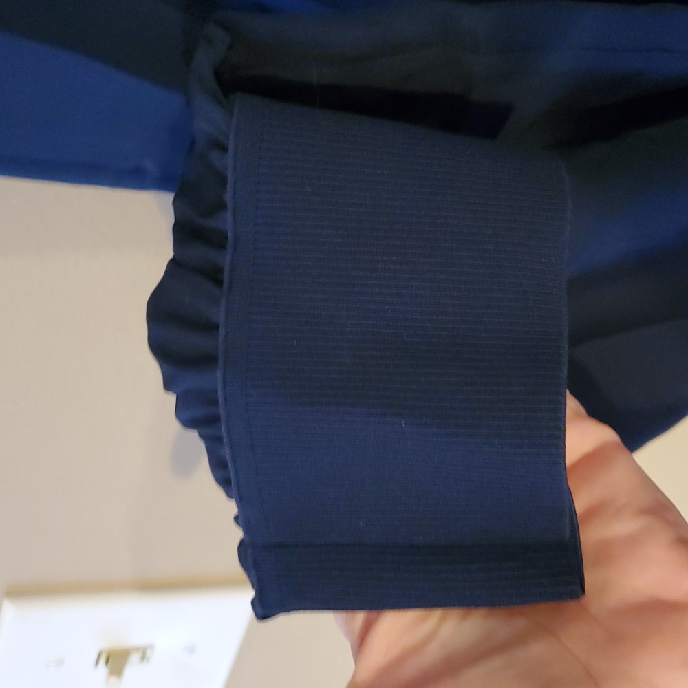 Theory Rib Cuff Jogger Silk Combo In Deep Navy Size M NWOT'S - Picture 6 of 10